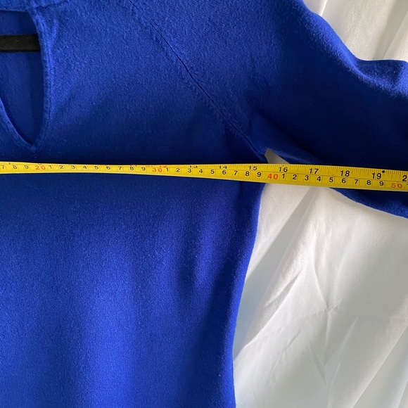 🌷3/$25 Ladies pullover sweater - Picture 4 of 4